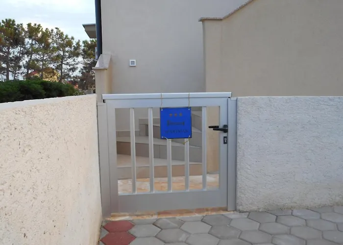 Patrik Appartement Povljana
