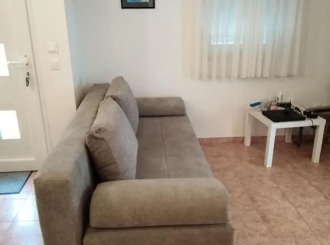 Patrik Appartement Povljana