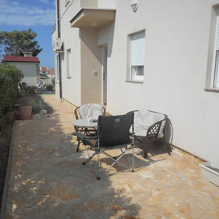Patrik Apartament *