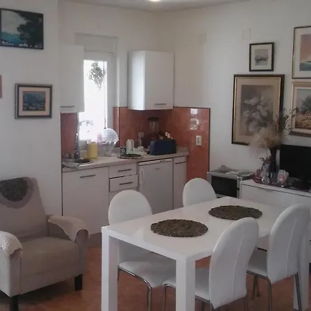 Patrik Apartament *